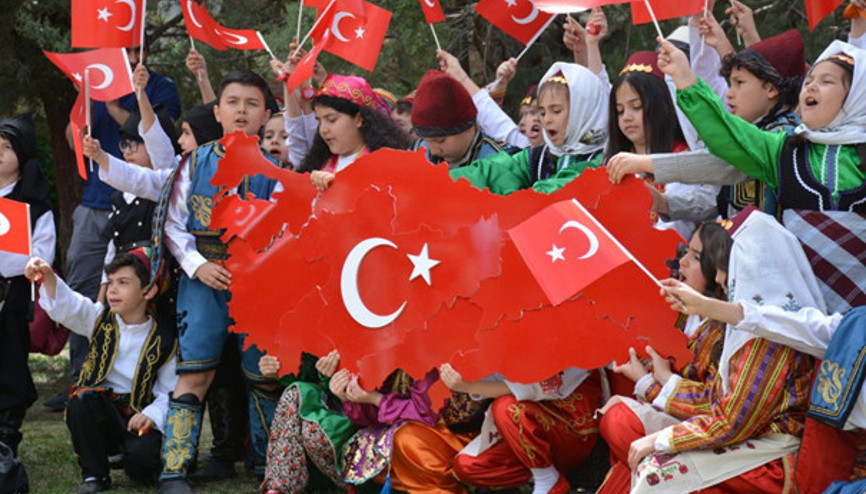 BUGÜN 23 NİSAN… ULUSAL EGEMENLİK VE ÇOCUK BAYRAMI KUTLANIYOR