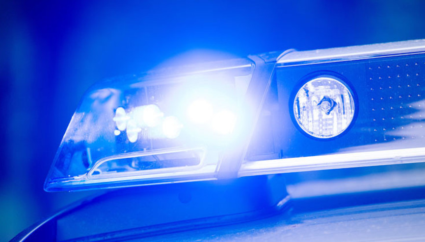 Otomobil lastiklerini parçaladı, bıçakla tehdit etti Otomobil lastiklerini parçaladı, bıçakla tehdit etti