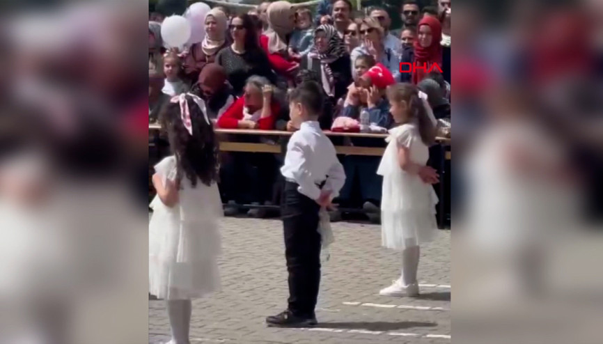 23 Nisan kutlamalarında panik anları cep telefonu kamerasında