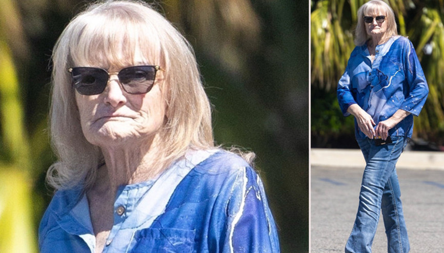 Hayran olduğu ünlü şarkıcı için dünya güzeli iki çocuk doğurmuştu... Yıllar sonra ilk kez sokaklarda