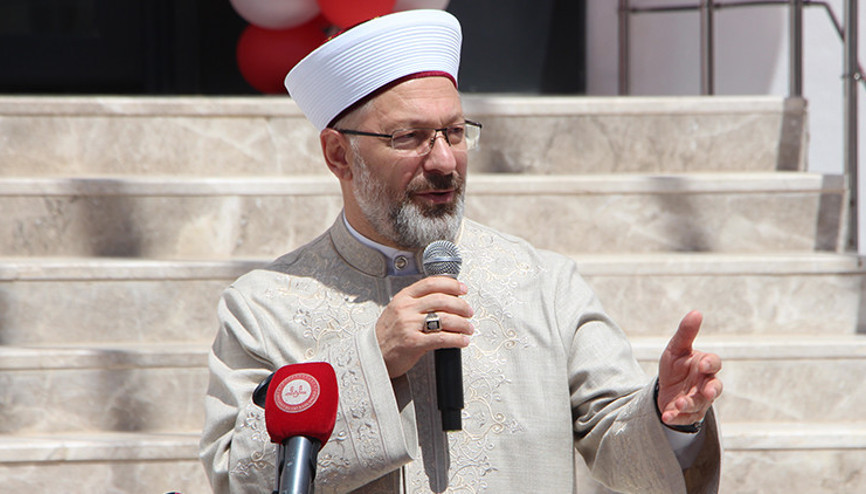 Diyanet İşleri Başkanı Ali Erbaş, yapay zekaya sorduğu soruyu anlattı: Hayretler içinde cevap verdi, 1400 yıl önceden bilinmiş olması imkansız dedi