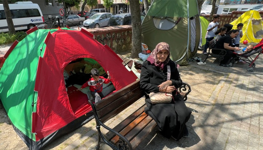 Avcılarda evlerine girmekten çekinenler çadırlarda kalmaya devam ediyor