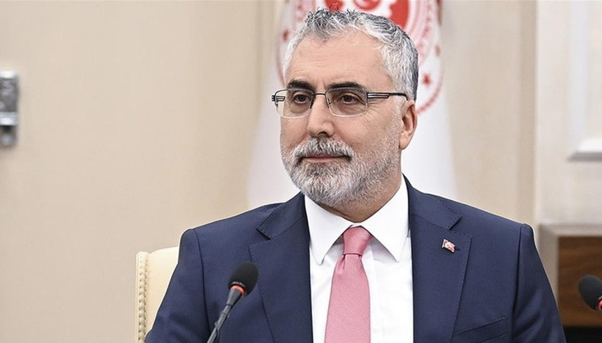 Bakan Işıkhandan 1 Mayıs mesajı: Tüm emekçilerimizin 1 Mayıs Emek ve Dayanışma Günü’nü kutluyorum