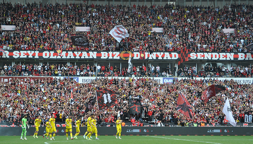 Eskişehirspordan tarihi taraftar rekoru