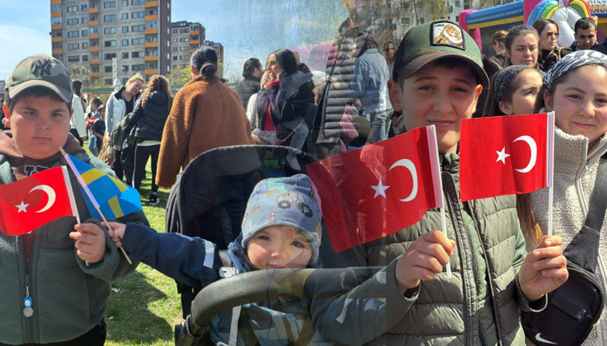 İsveç’te 23 Nisan Ulusal Egemenlik ve Çocuk Bayramı coşkuyla kutlandı