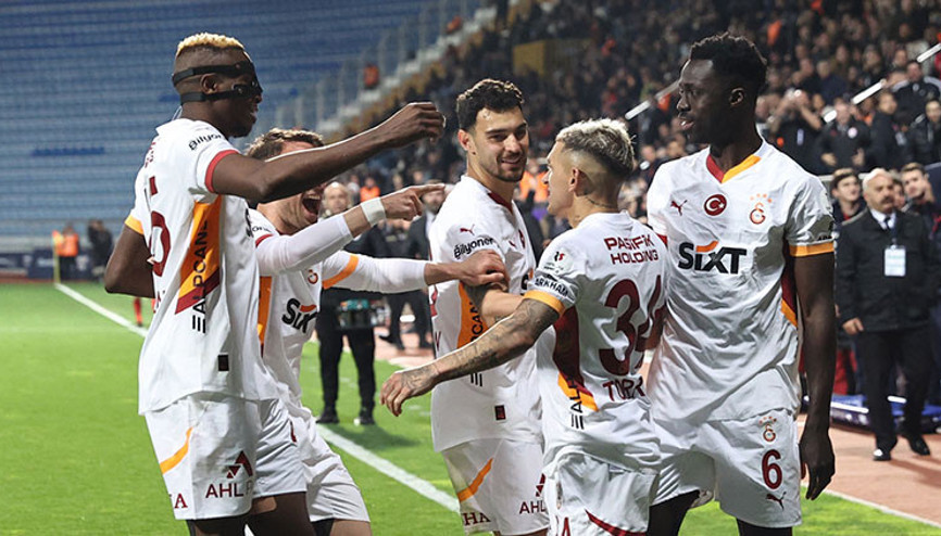 Torreiradan Osimhene ironik yanıt: Tahtına dikkat et