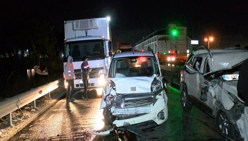 Arnavutköyde zincirleme kaza: 6 yaralı