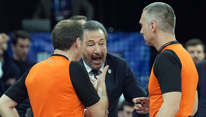Anadolu Efes Başantrenörü Luca Banchi: Bu seri her şeye gebe Anadolu Efes Başantrenörü Luca Banchi: Bu seri her şeye gebe