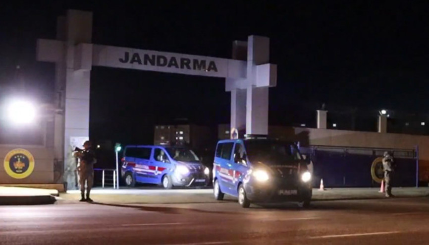 Bakan Yerlikaya duyurdu: Göçmen kaçakçılarına bir darbe daha