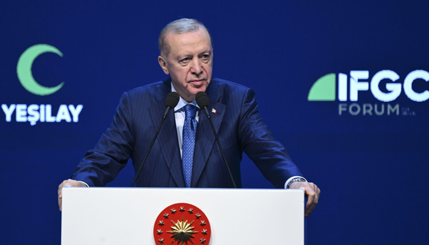 Cumhurbaşkanı Erdoğandan CHPye tepki: Polisin üzerine otobüs süren zihniyet Cumhurbaşkanı Erdoğandan CHPye tepki: Polisin üzerine otobüs süren zihniyet