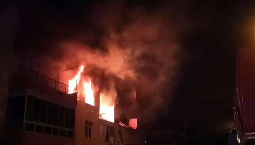 Konyada bir dairede patlama 12 yaralı