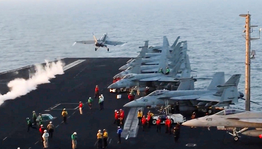 ABD Kızıldenizde bir uçak daha kaybetti