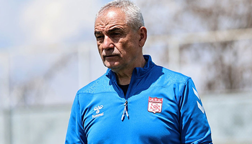 Rıza Çalımbaydan taraftara çağrı: Tüm maçlar final niteliğinde