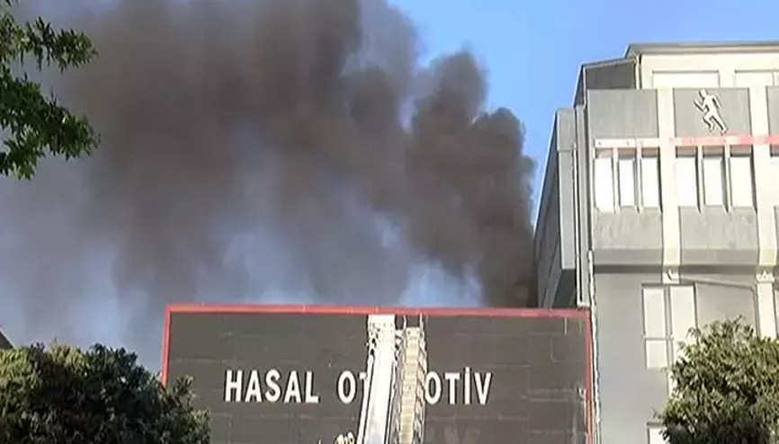 Bağcılarda fabrika yangını