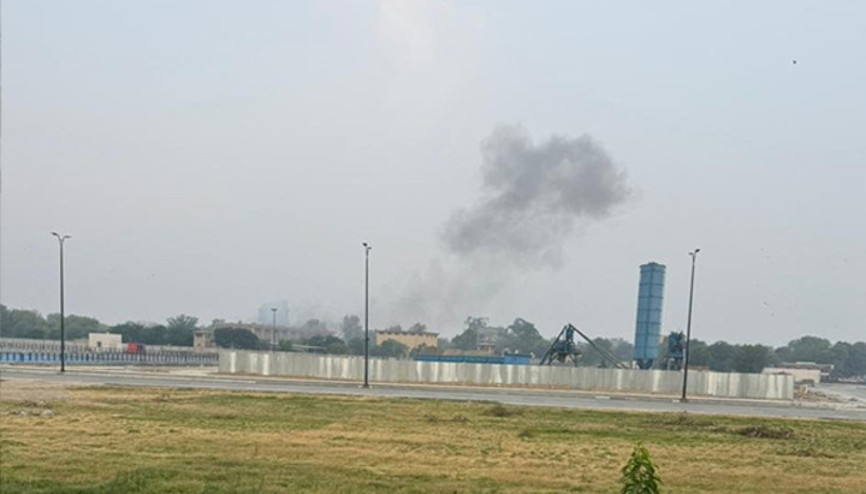 Pakistan’ın Lahor kentindeki patlamalar paniğe neden oldu