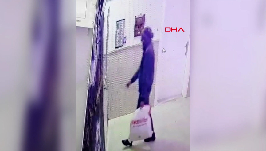 Sivas’ta iki kardeşi öldüren şüphelinin elinde poşetle binaya girdiği anların görüntüsü ortaya çıktı