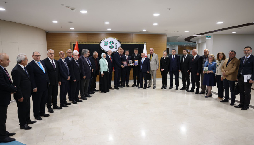 ANKABİRden Bakan Yumaklıya ziyaret