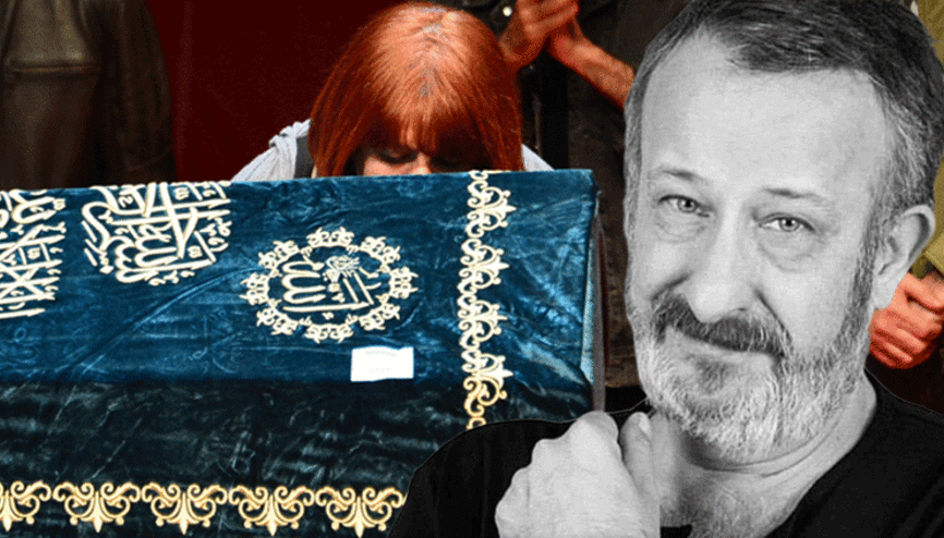 Usta sanatçı Naşit Özcana veda... Eşi tabutunu öperek uğurladı