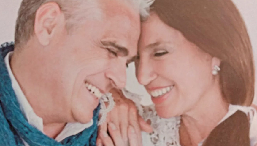 Yürek yakan kara haberi uzaklardan gelmişti... Büyük aşkı yeni yaşını onsuz kutladı... Seni çaresizce özlüyorum