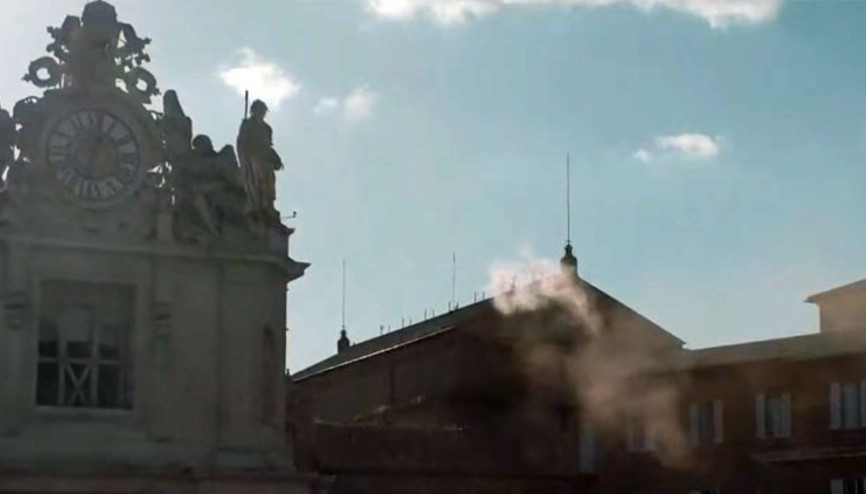 Sistine Şapeli beyaz duman nedir, ne demek Sistine Şapeli nerede, bacadan beyaz duman çıkması ne anlama gelir Kardinaller yeni Papayı seçti