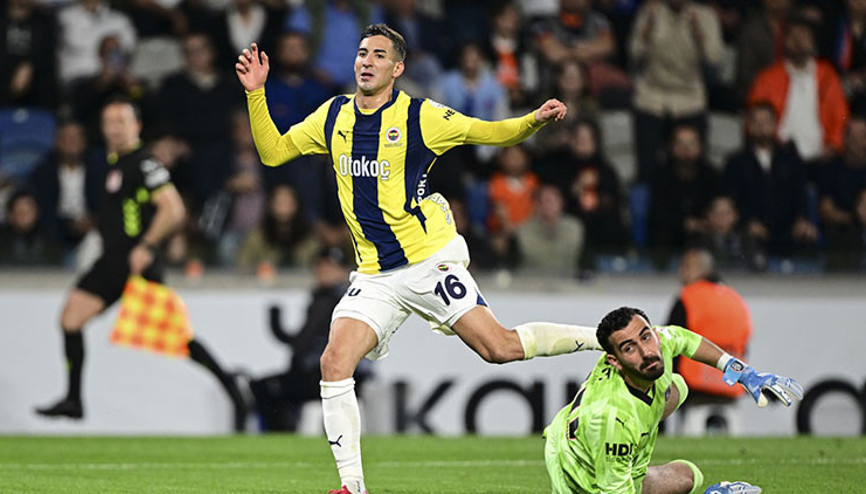 Mert Müldür en golcü sezonunu geçiriyor