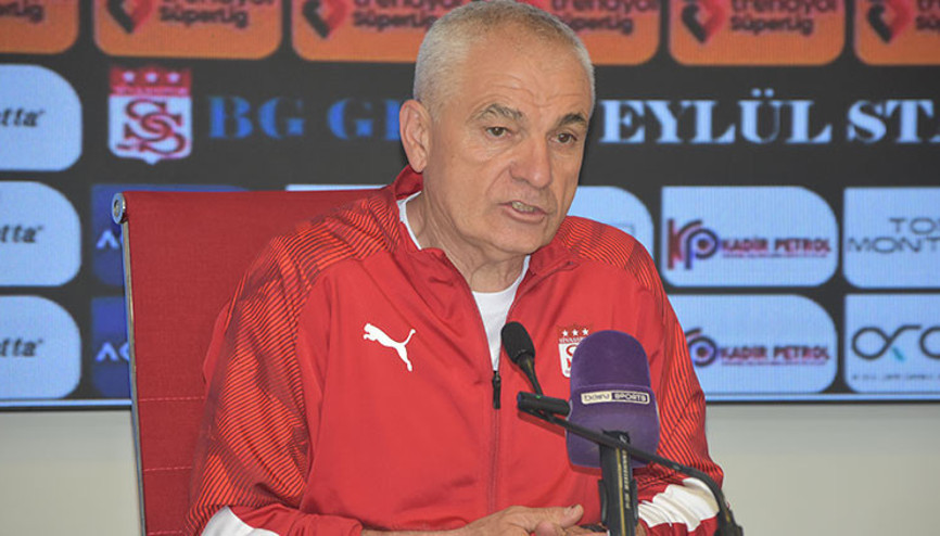 Rıza Çalımbay maç sonu itiraf etti: Manaj kötü günündeydi