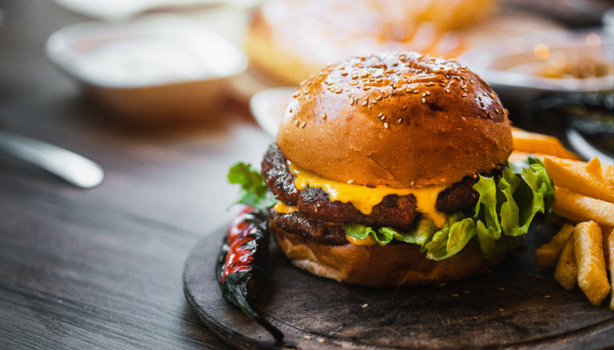 Sağlık sorunları ve iş stresi nedeniyle kendini tanıyamaz olmuştu 2 yılda 27 kilo verdi, 3 sırrını anlattı Sağlık sorunları ve iş stresi nedeniyle kendini tanıyamaz olmuştu 2 yılda 27 kilo verdi, 3 sırrını anlattı