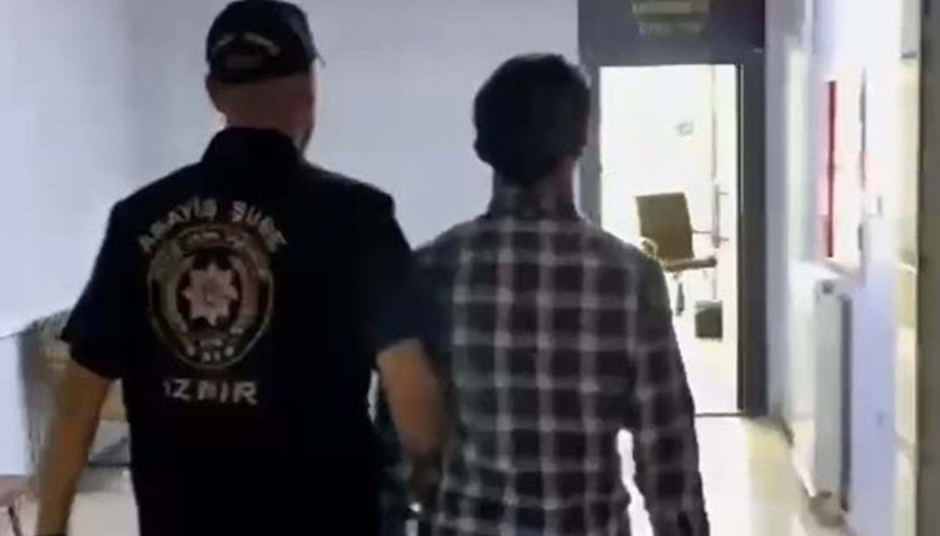 İzmirde 30 Yıl 8 Ay Hapis Cezası Aranan Firari Yakalandı