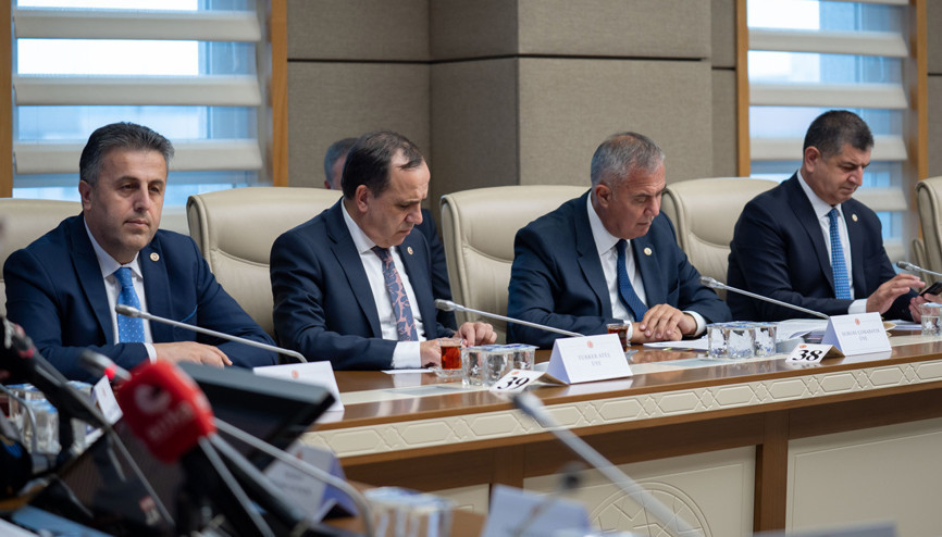 TBMM Kartalkaya Kayak Merkezindeki Otel Yangınını Araştırma Komisyonu, Bolu Valisi Aydını dinledi