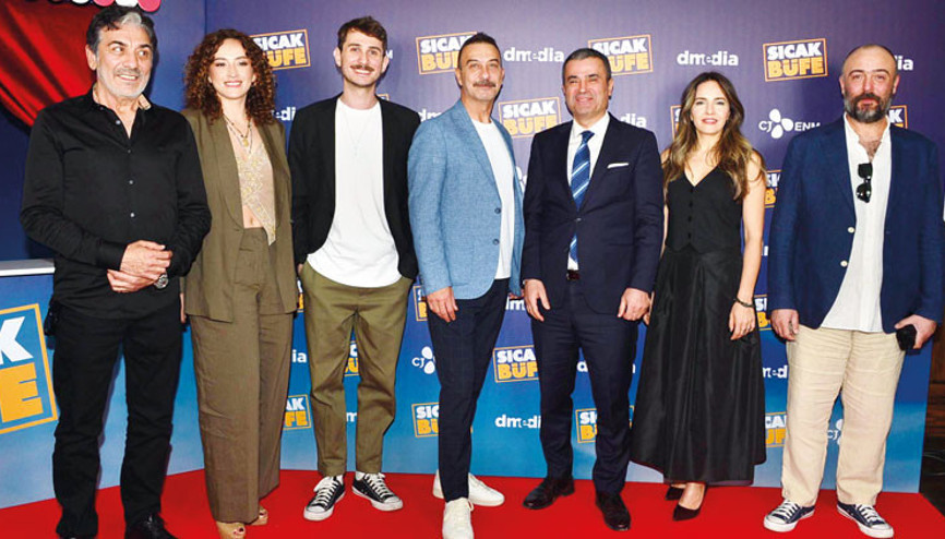 Sıcak Büfe güldürmeye hazır