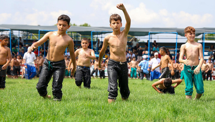 CW Enerji Türkiye Yağlı Güreş Ligi, Manavgatta başladı