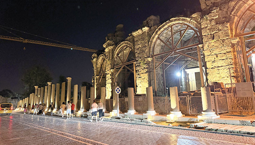 Müzelerde gece hayatı başlıyor