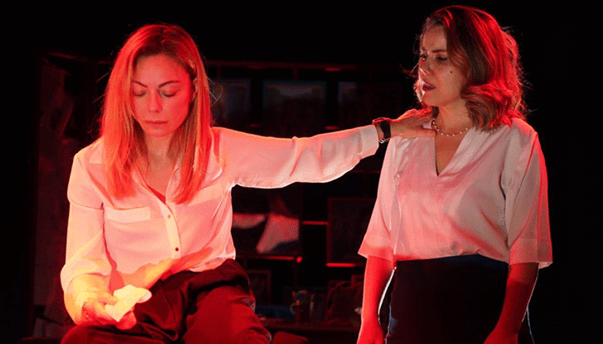 Tiyatroda ödül sezonu başladı