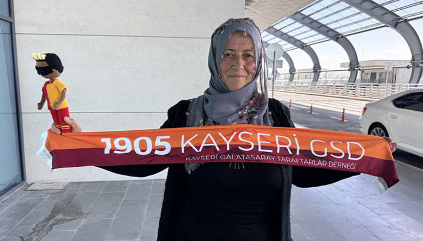 Galatasaraylı kadın çiftçi Neslihan Demir Kayserispor maçı için yola çıktı: Osimheni ikna etmeye çalışacağım