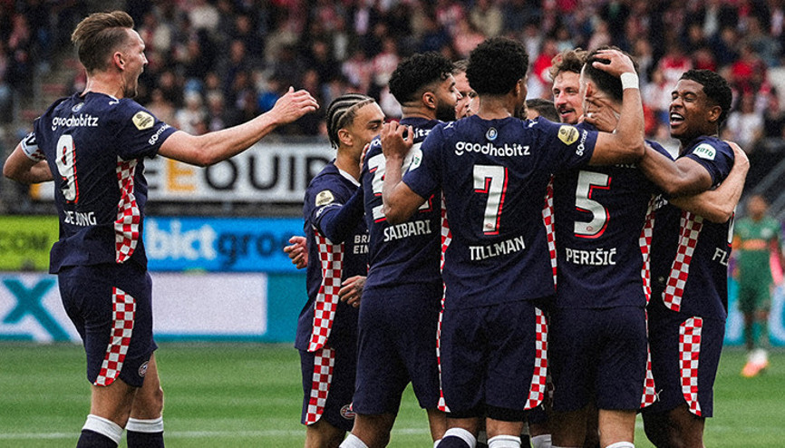 Hollandada şampiyon PSV Eindhoven
