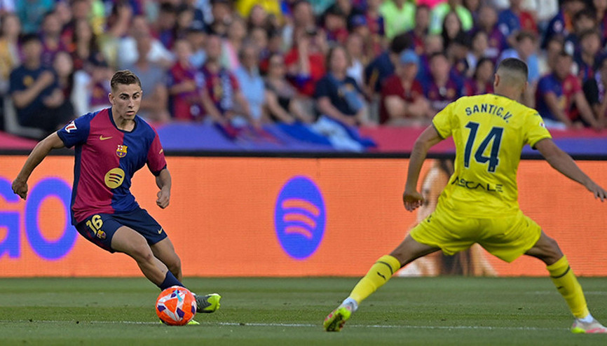 LaLiga şampiyonu Barcelona evinde Villarreale boyun eğdi