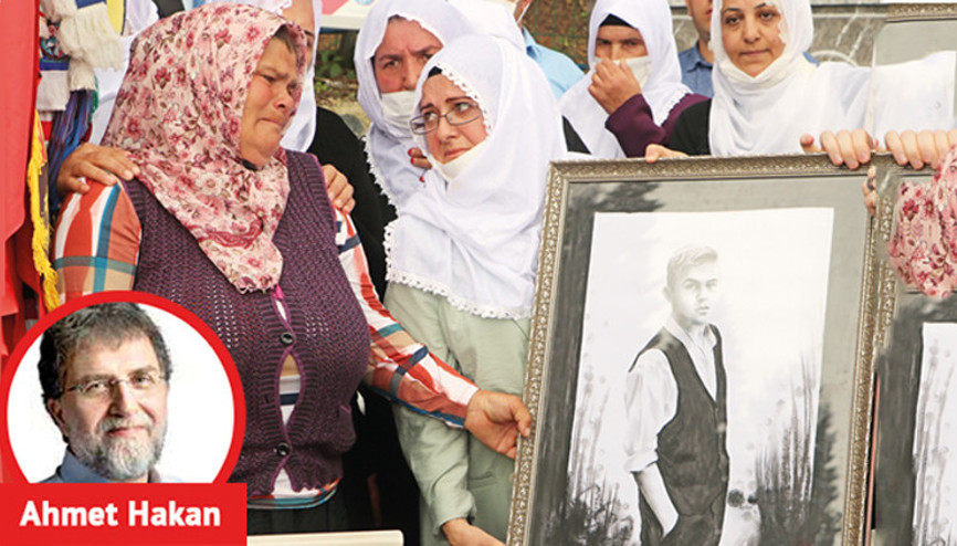 Bir daha yazıyorum: Bak bu şehit annesi mırın kırın etmiyor