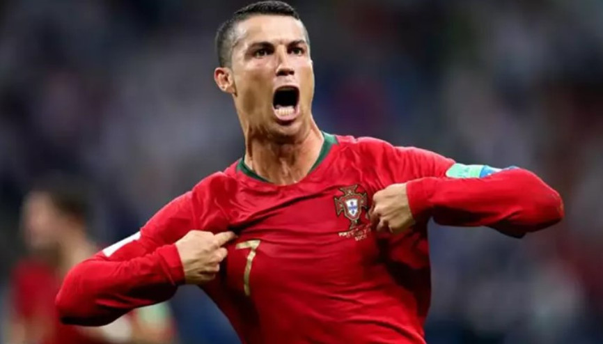 Ronaldo Beşiktaşa gelecek mi Cristiano Ronaldonun Beşiktaş transferinde 5te 1 ihtimal değerlendirmesi Ronaldo Beşiktaşa gelecek mi Cristiano Ronaldonun Beşiktaş transferinde 5te 1 ihtimal değerlendirmesi