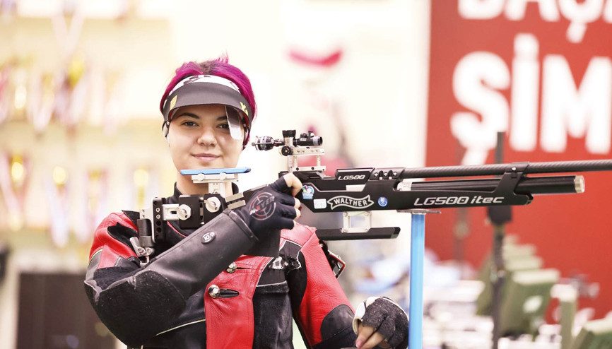 ‘Rekortmen kız’ın gözü dünya şampiyonalarında