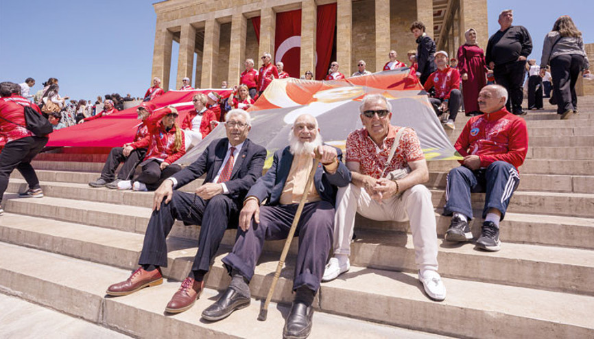 106 yıldır sönmedi sönmez bu ateş