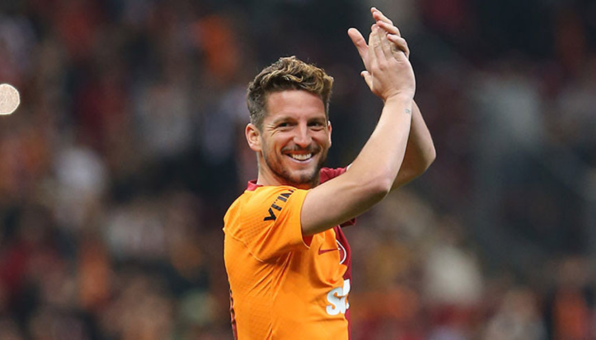 Galatasaraylı Mertens’ten emeklilik açıklaması ‘Dört gözle bekliyorum’
