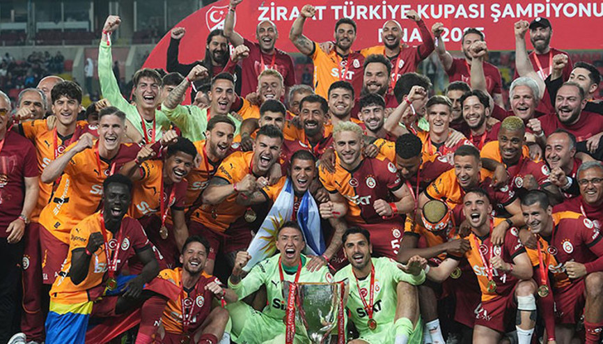 Galatasaraydan 48 saatte 155 milyon lira ciro