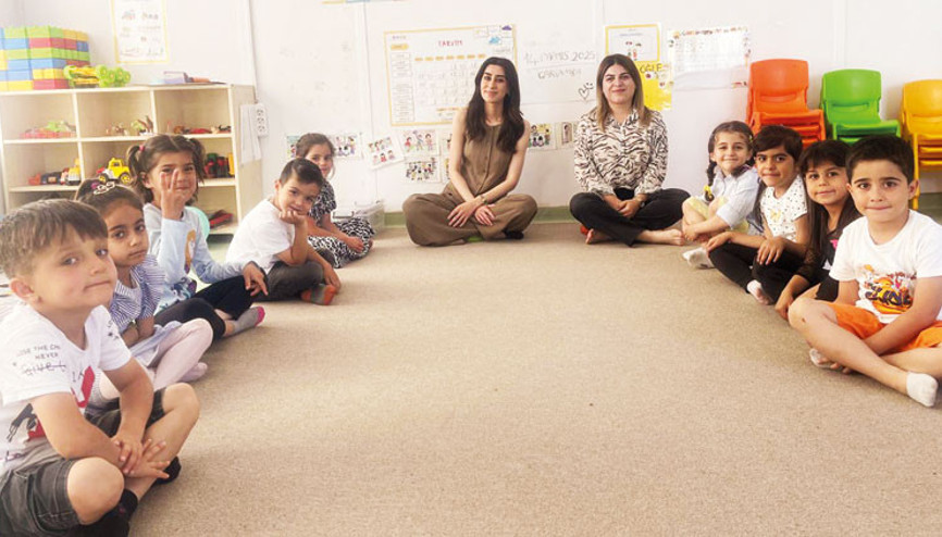 Deprem bölgesindeki çocuklar en çok ev resimleri çiziyorlar