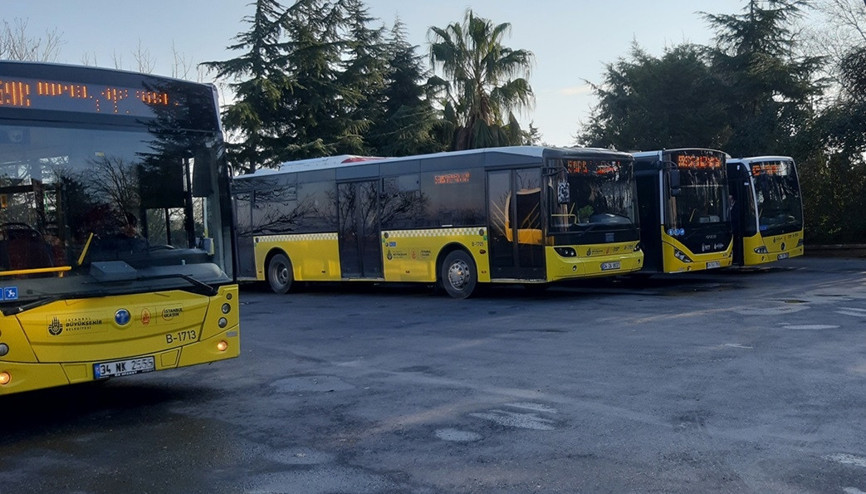 İstanbul’un yarınki gündemi “Otobüsler neden çalışmıyor” olacak... Binlerce otobüs kontak kapatacak “Ciddi bir kriz anlamına geliyor”