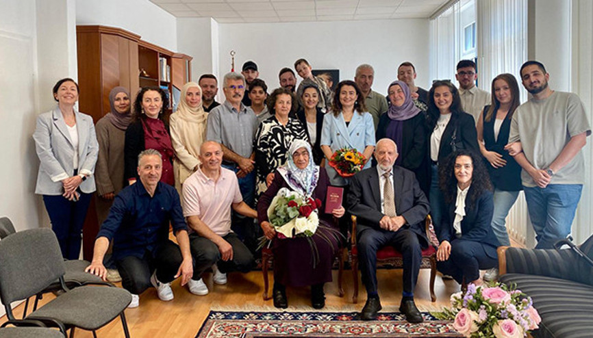 Stuttgart’ta Aile Günü: 65 yıllık evliliğe cüzdan, gençlere nikâh