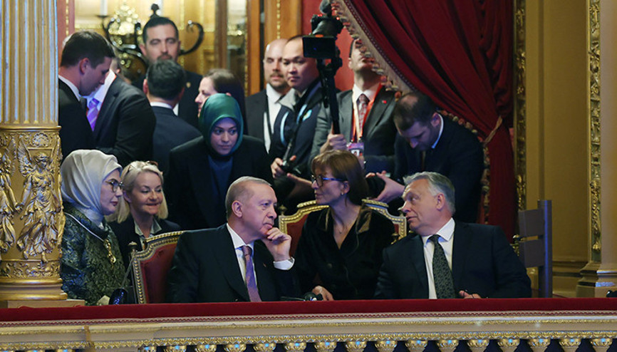 Cumhurbaşkanı Erdoğan Macaristanda kültürel programa katıldı