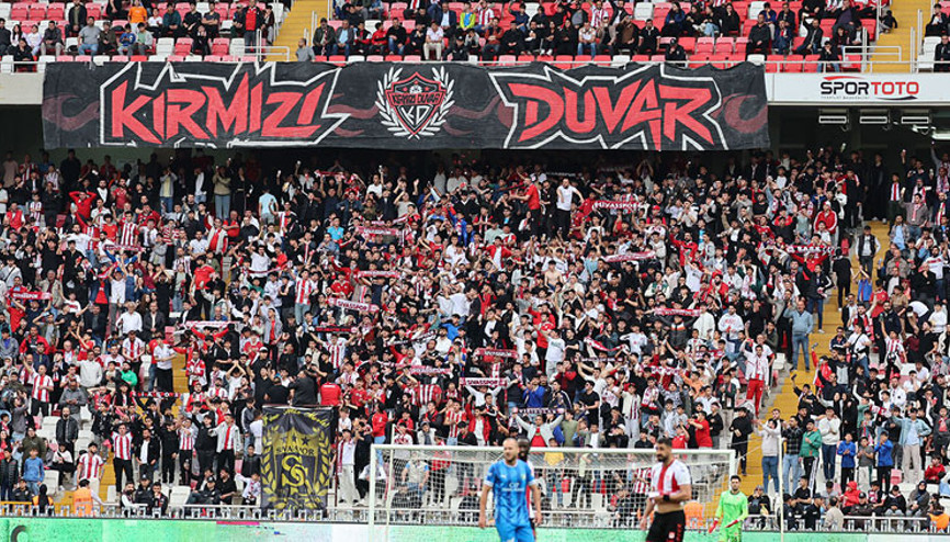 Sivasspor taraftarı şike iddiasıyla savcılığa suç duyurusunda bulundu