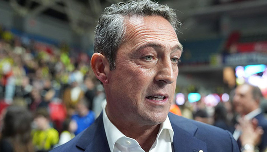 Ali Koç, Fenerbahçe Beko maçı sonrası armayı öptü: Yeterli bence