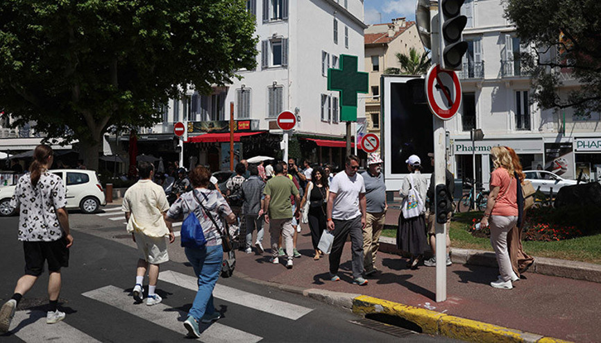 Son dakika... Fransada yine elektrik kesintisi Cannes Film Festivali sırasında gitti