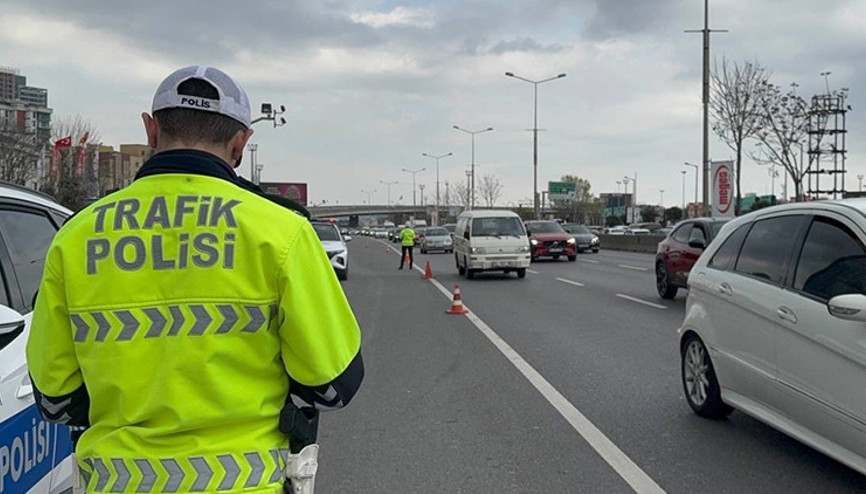 İstanbulda bugün bazı yollar trafiğe kapatılacak